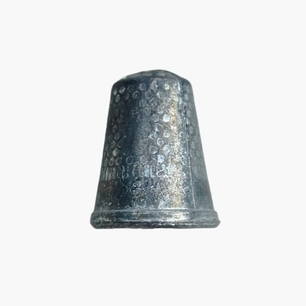 Parker Brothers Monopoly Thimble Token Vintage  Game Replacement 1961 Metal